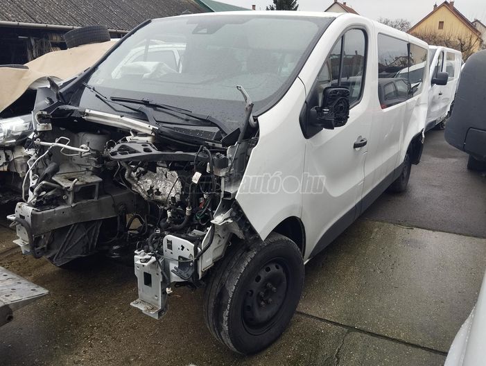 RENAULT TRAFIC 2.0 Blue dCi 150 L2H1 Pack Comfort (8 személyes )