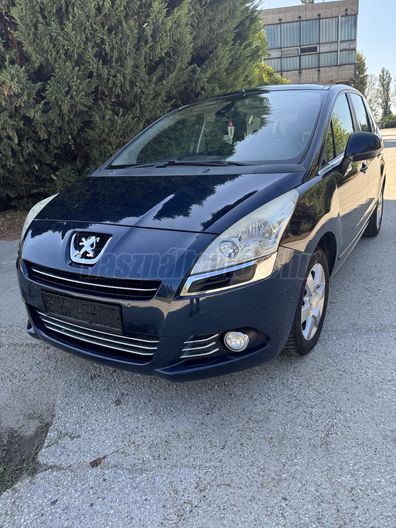 PEUGEOT 5008 2.0 HDi Premium