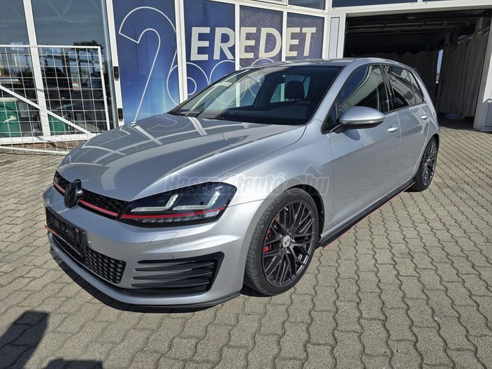 VOLKSWAGEN GOLF VII 1.4 TSI BMT Highline