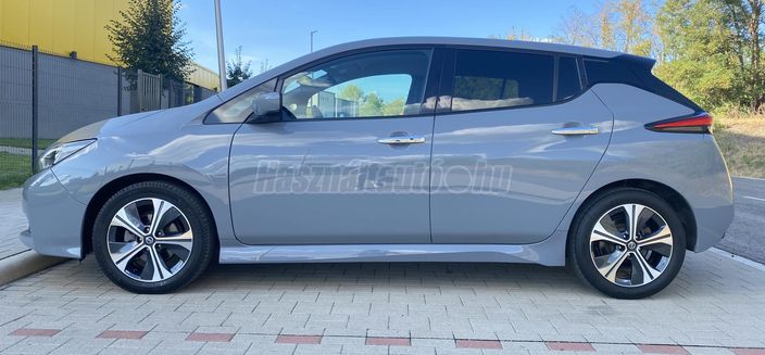 NISSAN LEAF N-Connecta 40kWh (Automata)