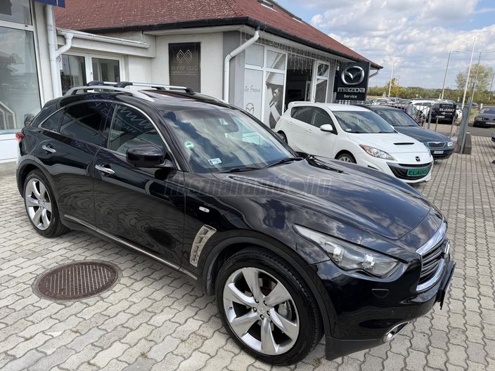 INFINITI QX70 5.0 V8 S Premium (Automata)