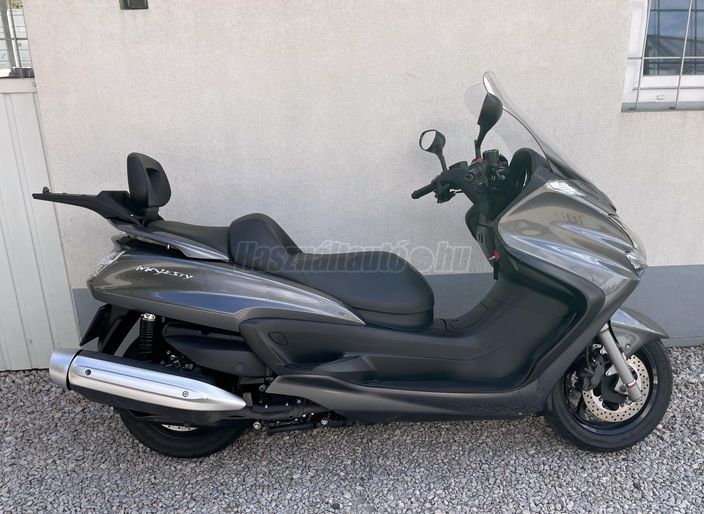YAMAHA MAJESTY