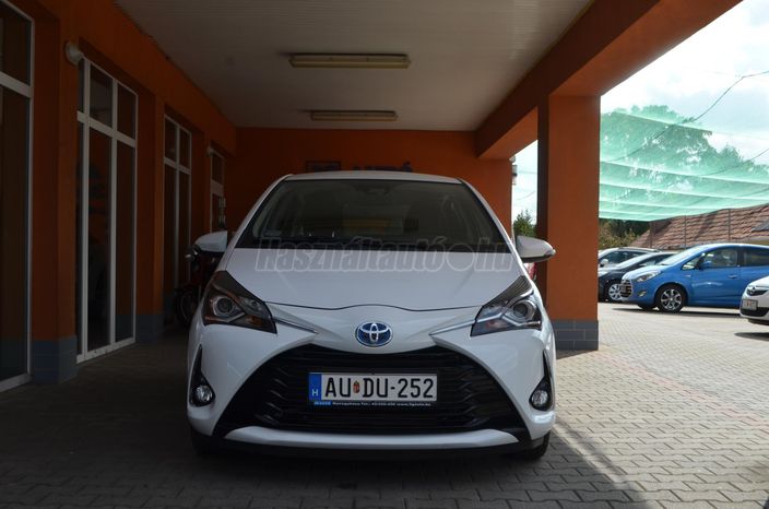 TOYOTA YARIS 1.5 VVT-i Hybrid Style e-CVT