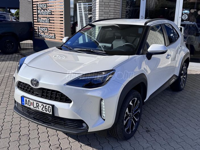 TOYOTA YARIS CROSS 1.5 Hybrid Style e-CVT