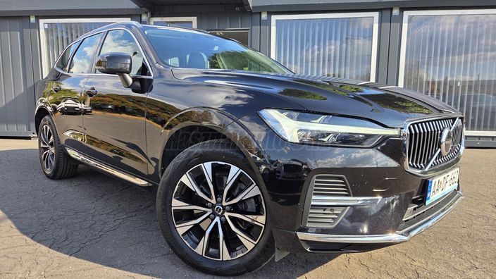VOLVO XC60 2.0 [B4] MHEV Plus Bright Geartronic