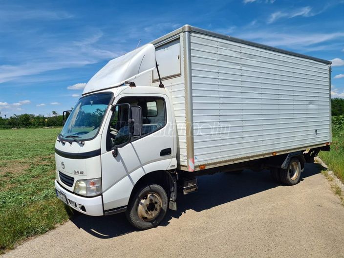 TOYOTA DYNA 3.0 D-4D 150 Long