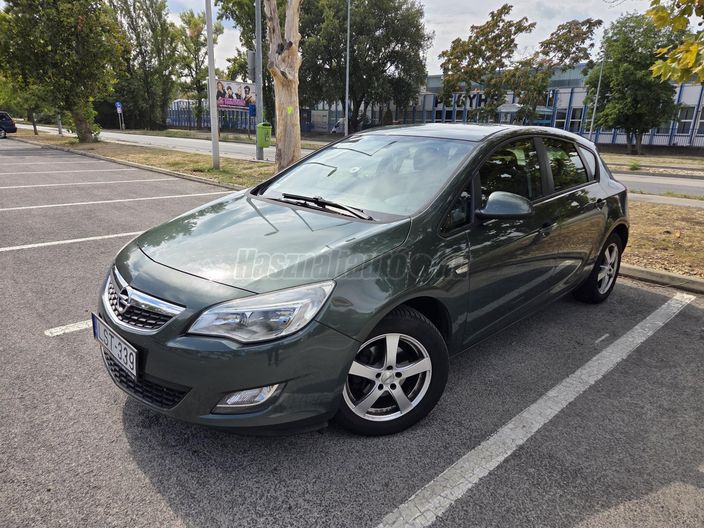 OPEL ASTRA J 1.4 Enjoy