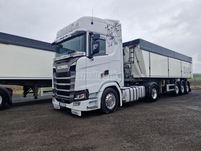 SCANIA S450