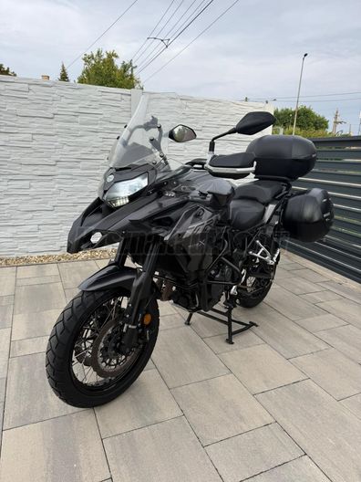 BENELLI TRK 502 X