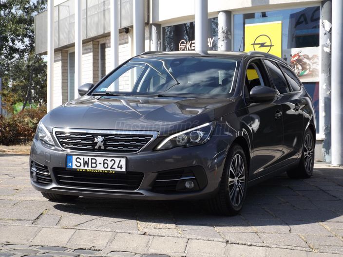 Opel márkakereskedés beszámolt autója!