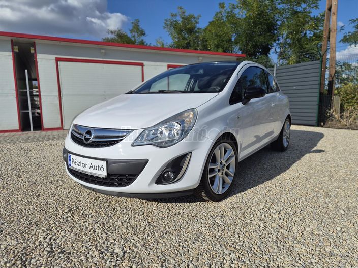 OPEL CORSA D 1.4 Sport
