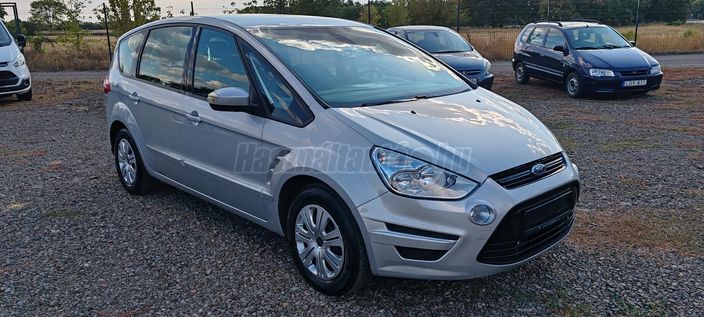 FORD S-MAX 2.0 FFV Titanium