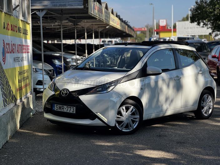 TOYOTA AYGO 1.0 x+comfort