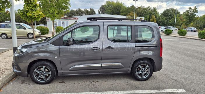 TOYOTA PROACE City Verso 1.2T Family L1H1
