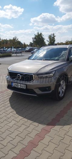 VOLVO XC40 1.5 [T3] Momentum Geartronic