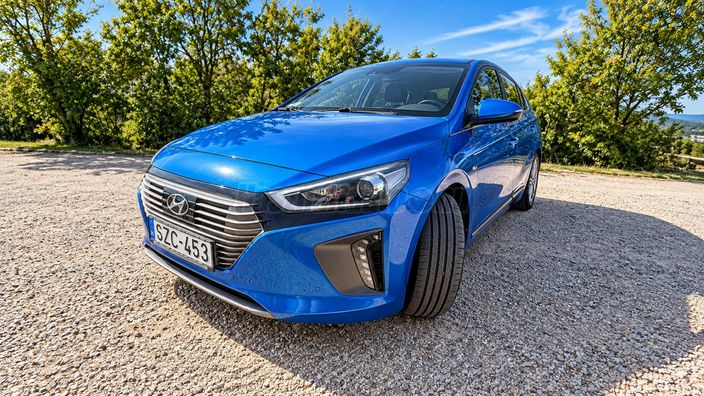 HYUNDAI IONIQ hybrid 1.6 GDi Premium Navi Plus DCT
