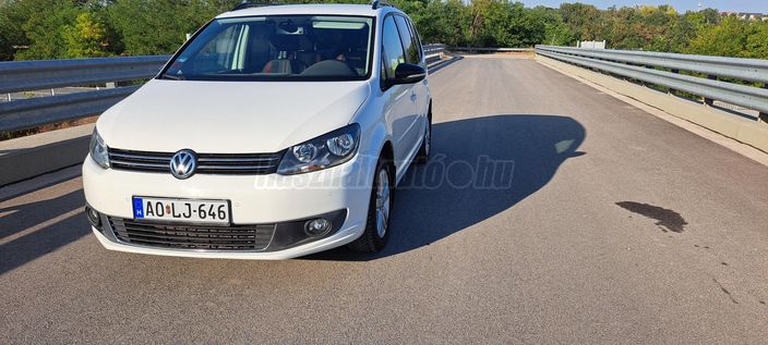 VOLKSWAGEN TOURAN 1.4 TSI Highline DSG