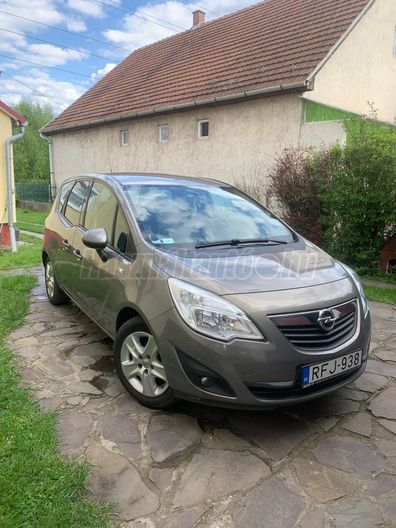 OPEL MERIVA B 1.4 Cosmo