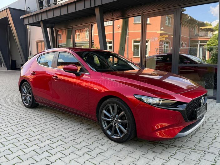 MAZDA 3 Hatchback 2.0 Skyactiv