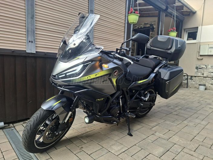 HONDA NT 1100 A