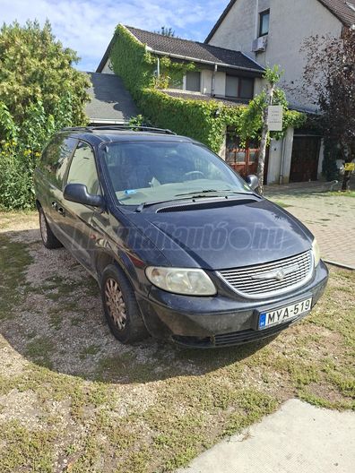 CHRYSLER VOYAGER 2.5 CRD LX (7 személyes )