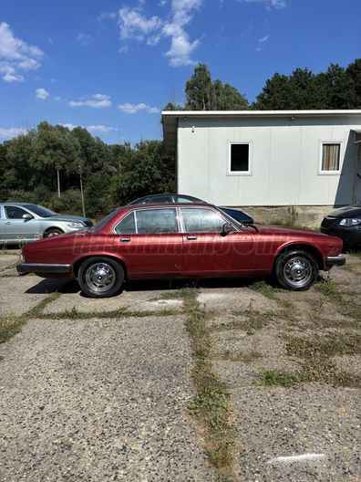 JAGUAR XJ 4.2 Swiss (Automata)