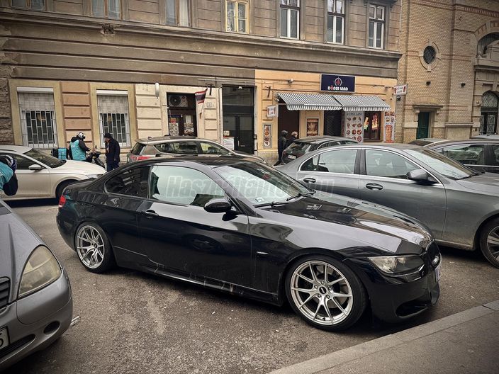 BMW 335 335i