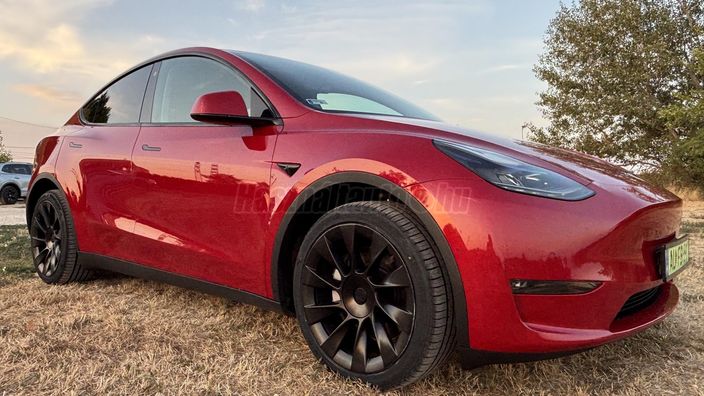 TESLA MODEL Y Long Range AWD (Automata)