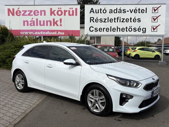KIA CEE'D Ceed 1.5 T-GDI Gold