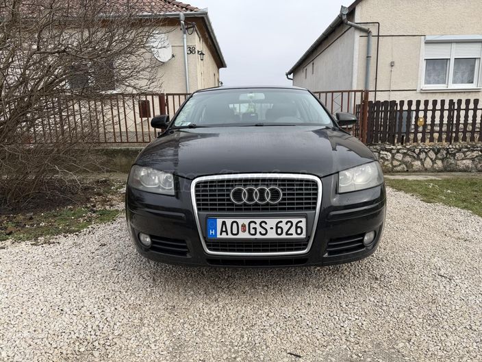 AUDI A3 1.6 Ambiente