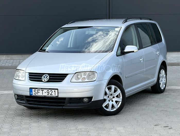 VOLKSWAGEN TOURAN 2.0 PD TDI Trendline
