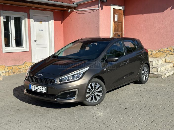 KIA CEE'D 1.6 GDI Gold