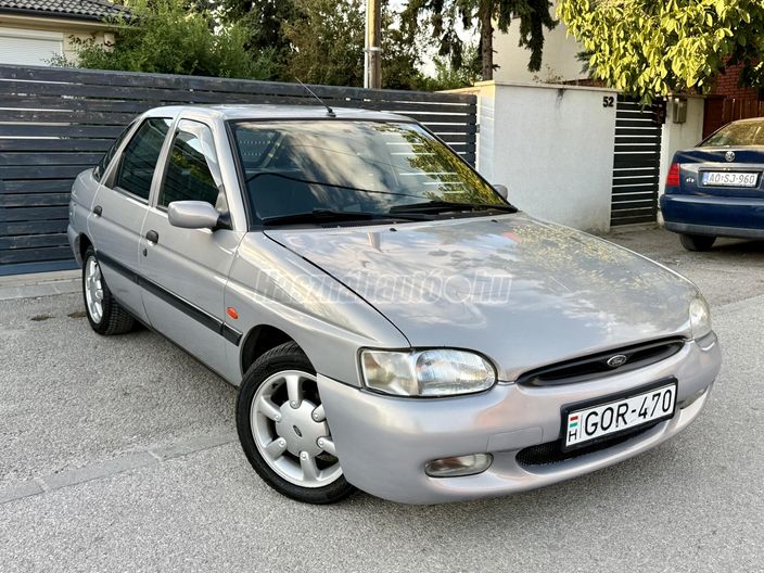 FORD ESCORT 1.4 CLX