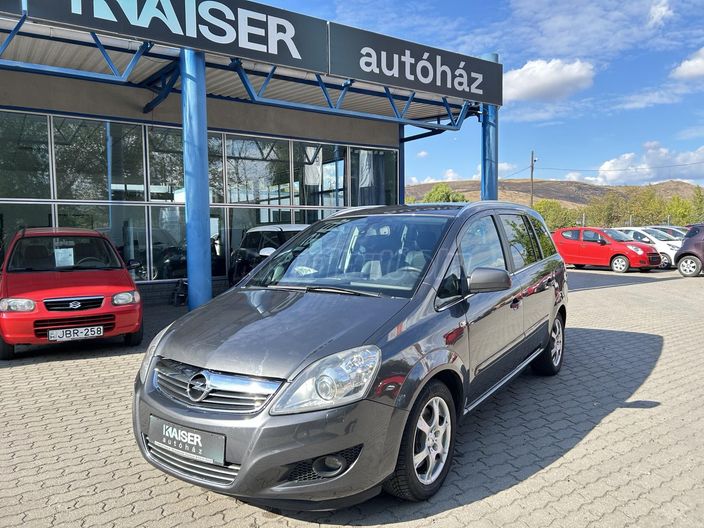 OPEL ZAFIRA B 1.9 CDTI Cosmo