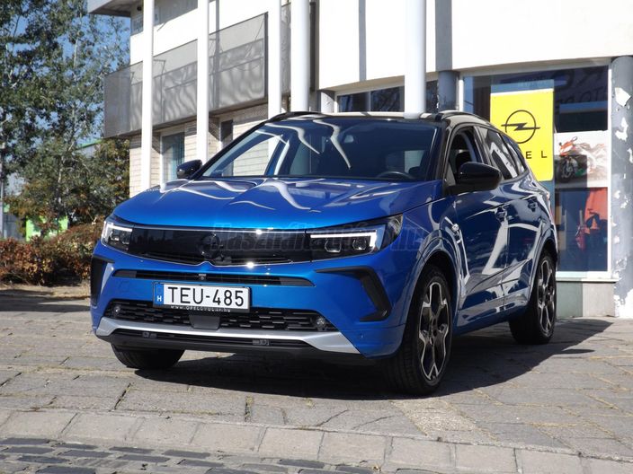 Opel márkakereskedés beszámolt autója!