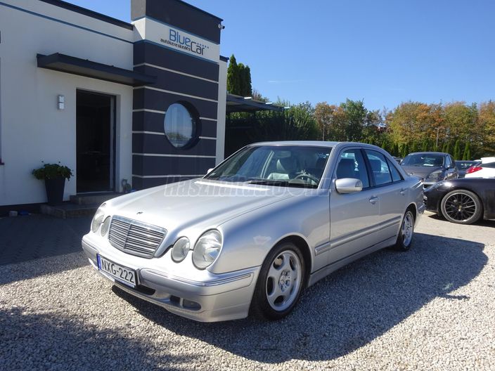 MERCEDES-BENZ E 270 CDI Classic (Automata)