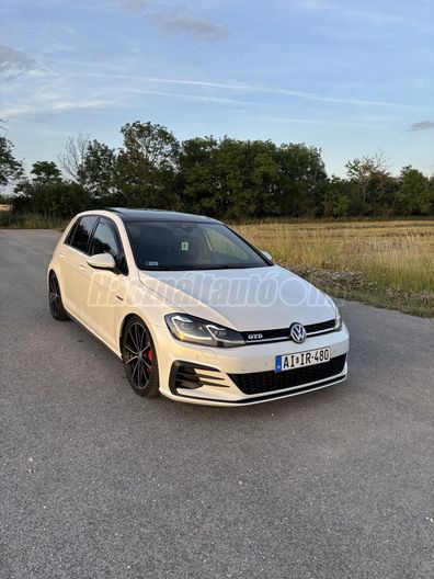 VOLKSWAGEN GOLF VII 2.0 GTD BMT Highline