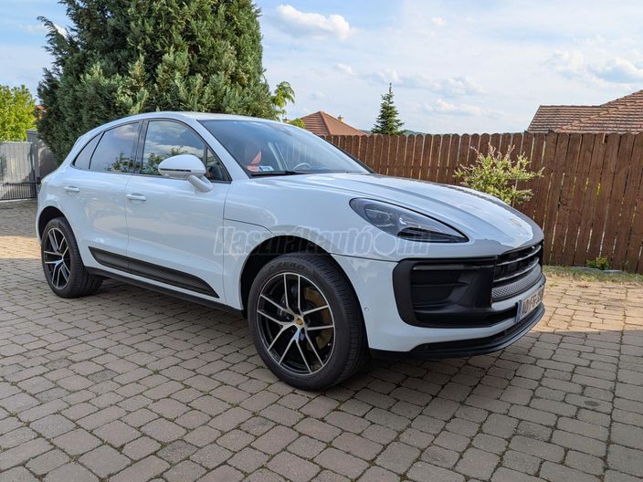 PORSCHE MACAN PDK