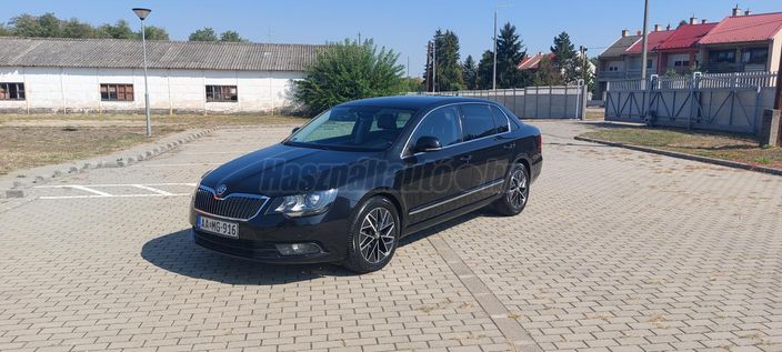 SKODA SUPERB 2.0 CR TDi Ambition DSG