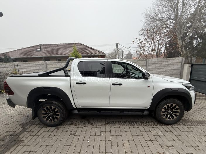 TOYOTA HILUX 2.8 D-4D 4x4 Double GR Sport (Automata)