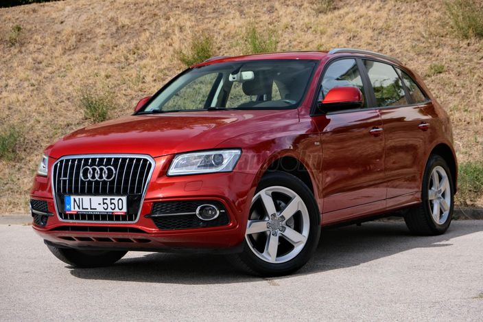 AUDI Q5 2.0 TDI Sport quattro S-tronic