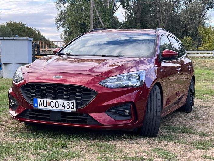 FORD FOCUS 2.0 EcoBlue SCR ST-Line (Automata)