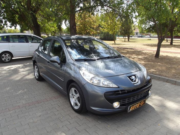 PEUGEOT 207 1.4 VTi Trendy