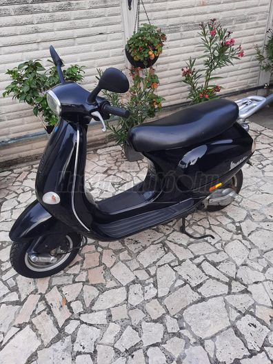 VESPA ET4