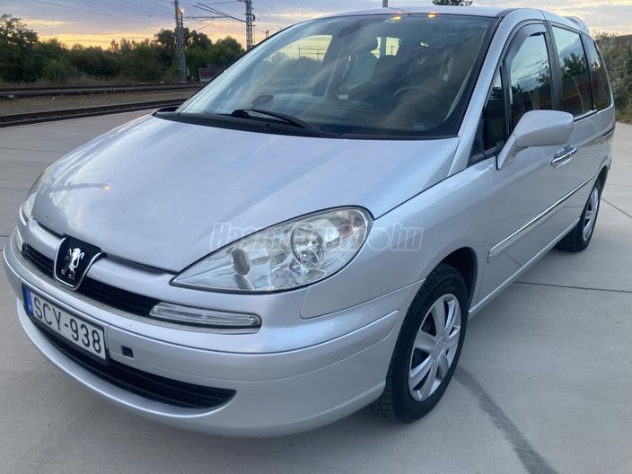 PEUGEOT 807 2.0 HDi Symbole