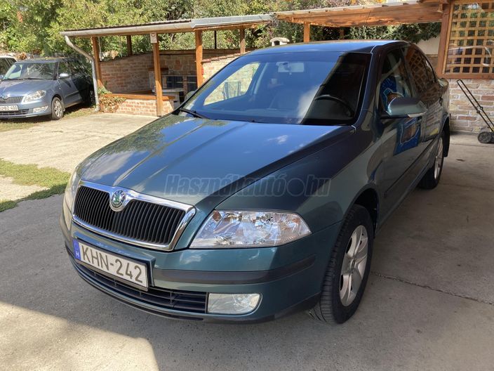 SKODA OCTAVIA 1.6 Elegance