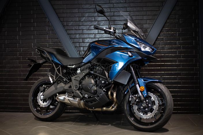 KAWASAKI VERSYS 650 Motodrom Azonnal készletről!