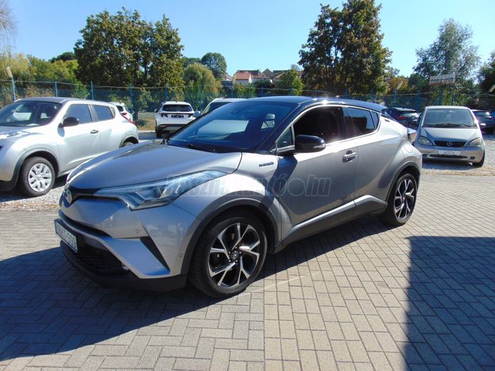 TOYOTA C-HR 1.8 Hybrid Selection e-CVT