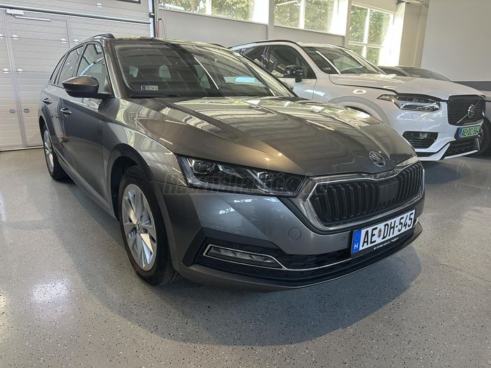 SKODA OCTAVIA Combi 2.0 TDI SCR Style DSG