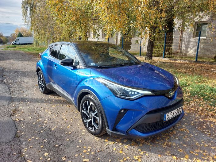 TOYOTA C-HR 2.0 Hybrid Selection e-CVT